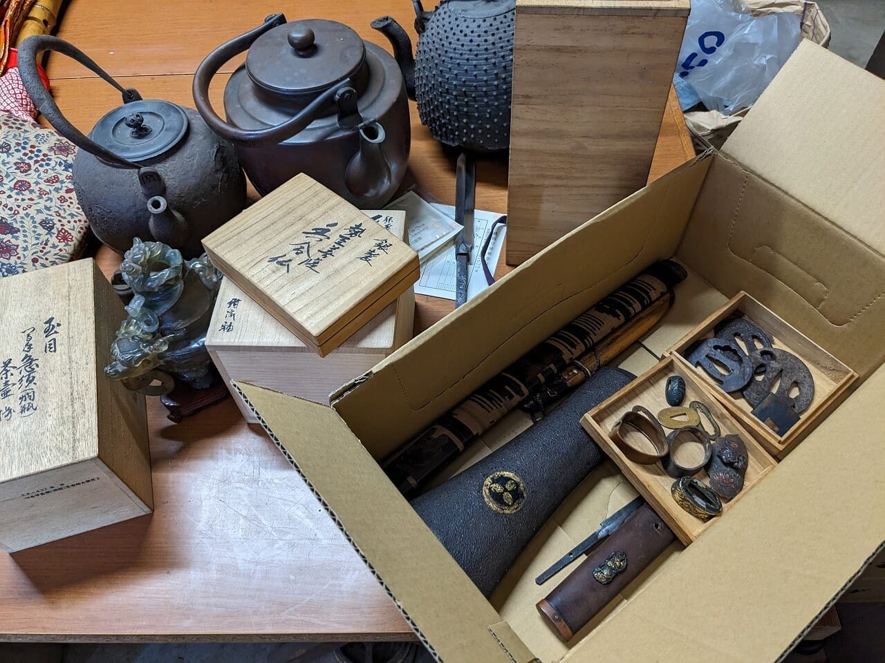 鉄瓶刀装具