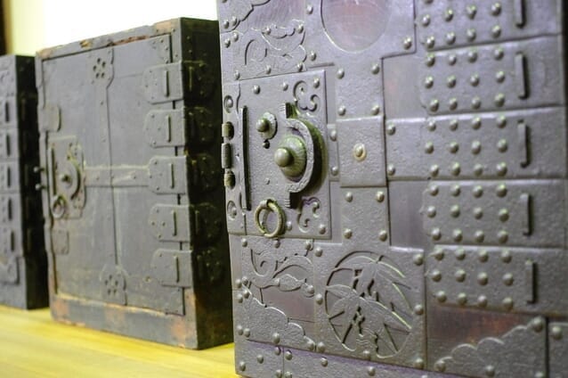 古民具の船箪笥